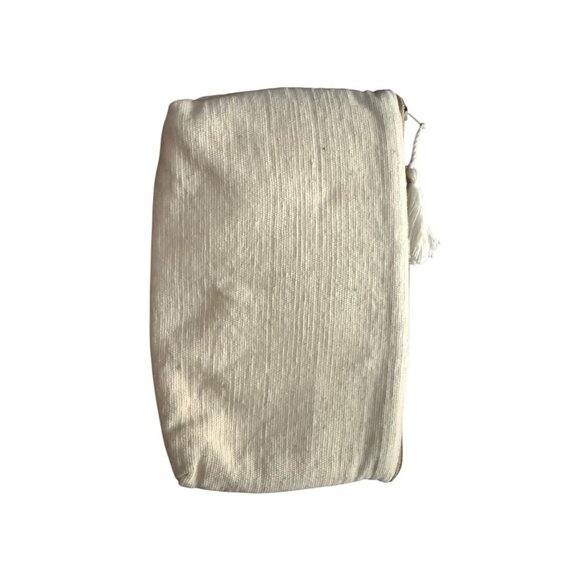 New Red & Gray Diamond Pattern Woven Zip Pouch With Tassel Pull - Picture 4 of 5